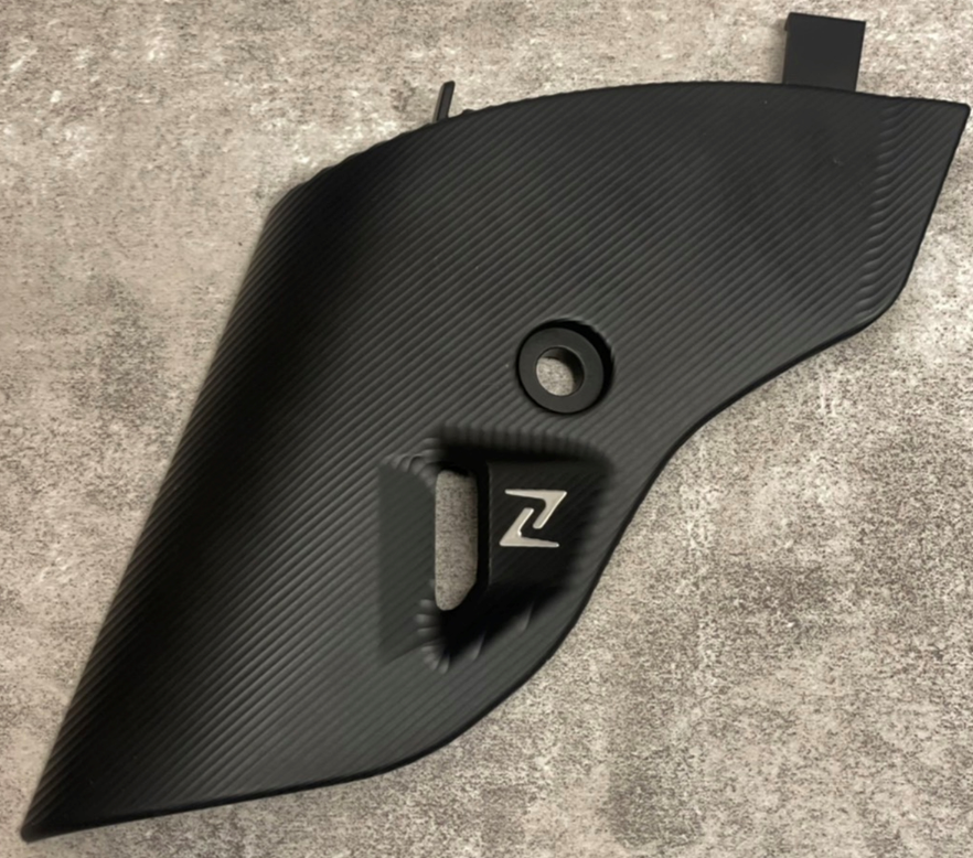 Carenatura forcella ZELIONI per Vespa Primavera/Sprint/Elettrica 50-150ccm, anodizzata nera opaca