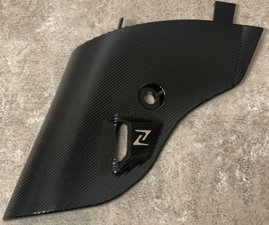 Carenatura forcella ZELIONI per Vespa Primavera/Sprint/Elettrica 50-150ccm, anodizzata nera