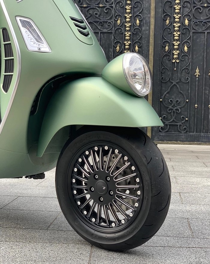 Cerchio Sport Classic anteriore/posteriore per Vespa GTS/GTS Super/GTV/GT/946 125-300ccm, nero opaco