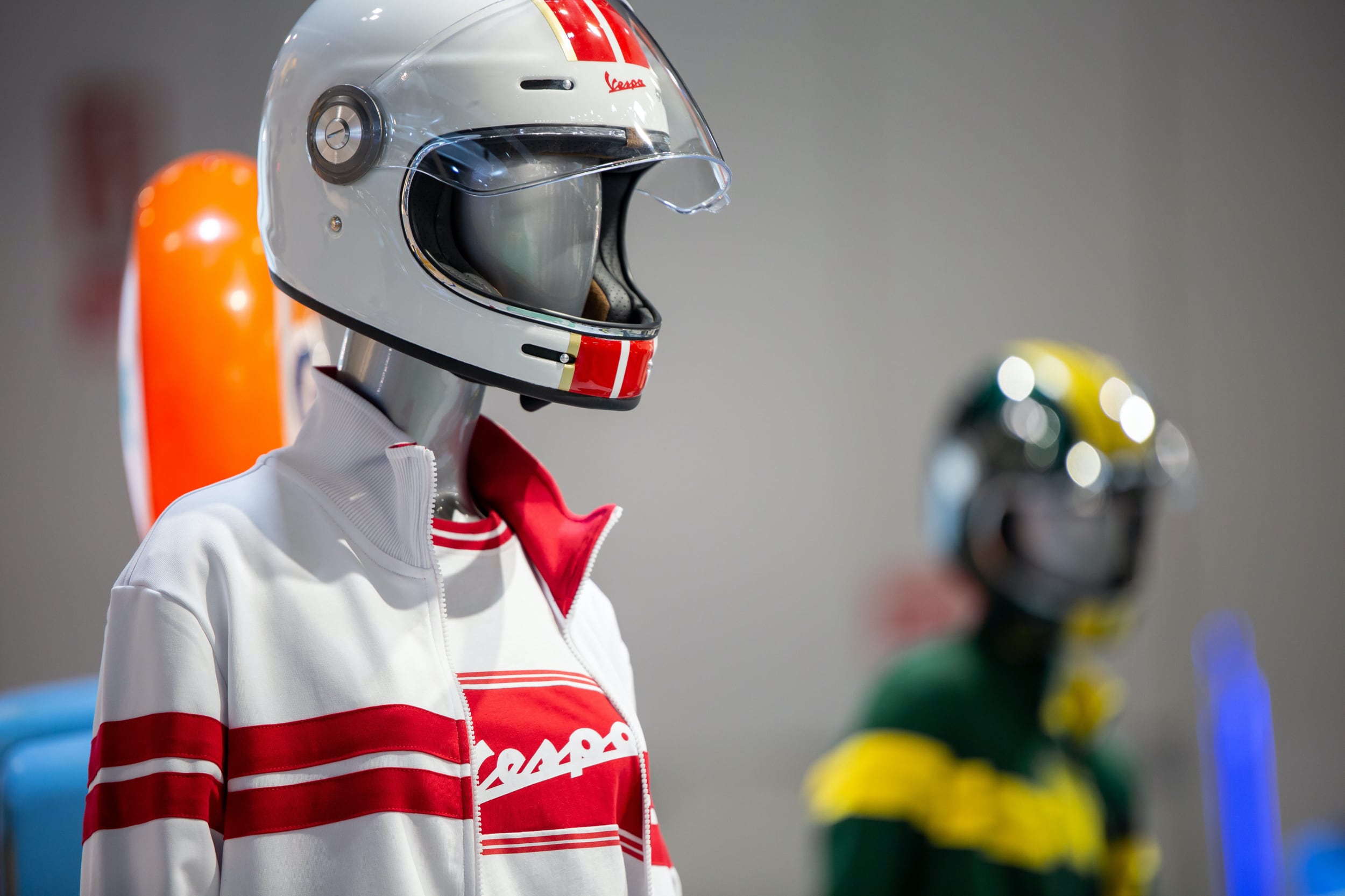 Giacca Felpa Vespa Racing anni '60 bianca/rossa