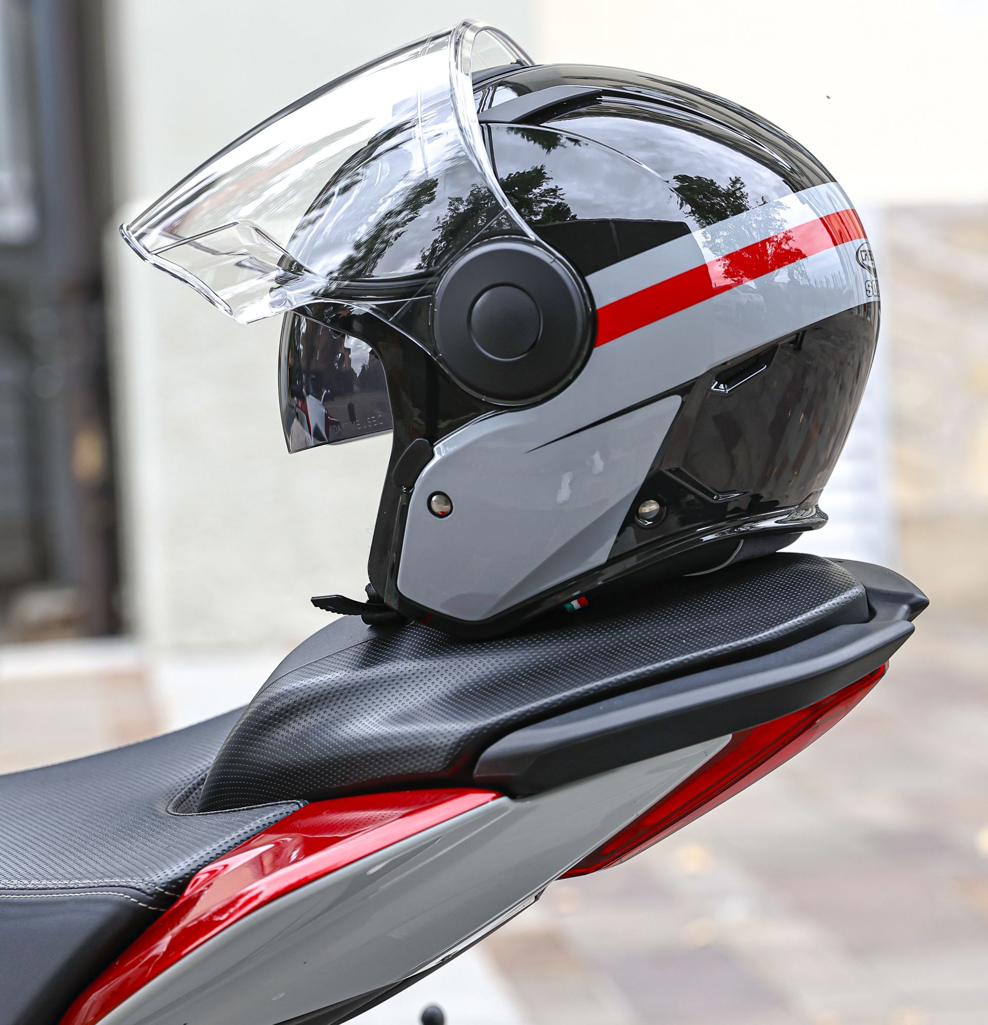 Caberg casco Soho Zephyr nero/grigio-rosso