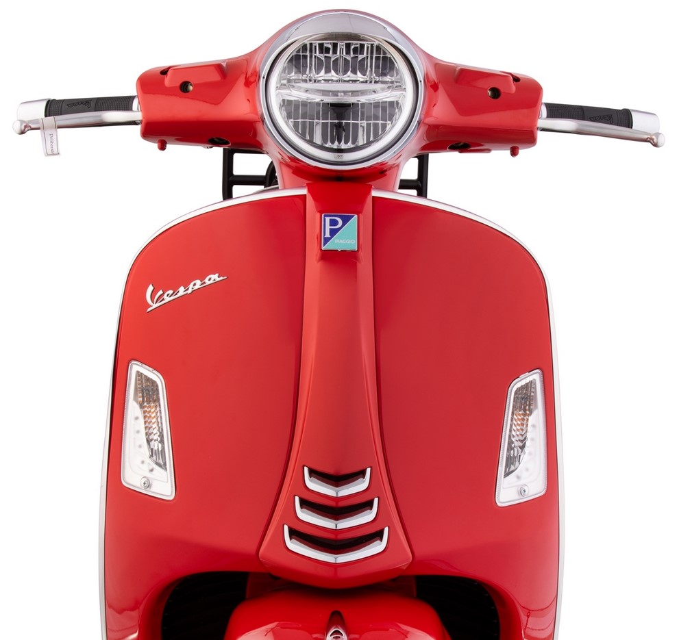 Anello faro per Vespa GTS/​GTS Super HPE 125/​300 ('19-), cromato