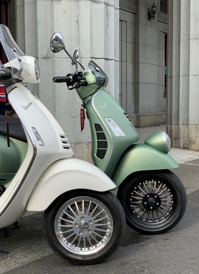 Cerchio Sport Classic anteriore/posteriore per Vespa GTS/​GTS Super/​GTV/​GT/​946 125-300ccm, grigio opaco
