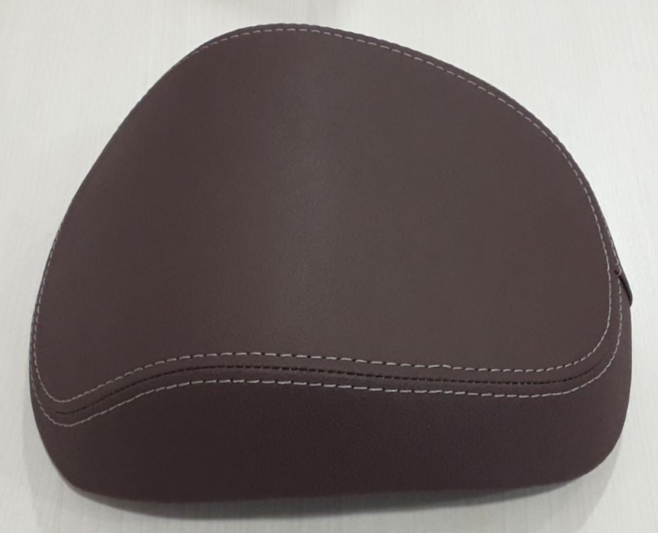 Schienale originale per bauletto Vespa Primavera / Sprint - testa di moro - CM273110